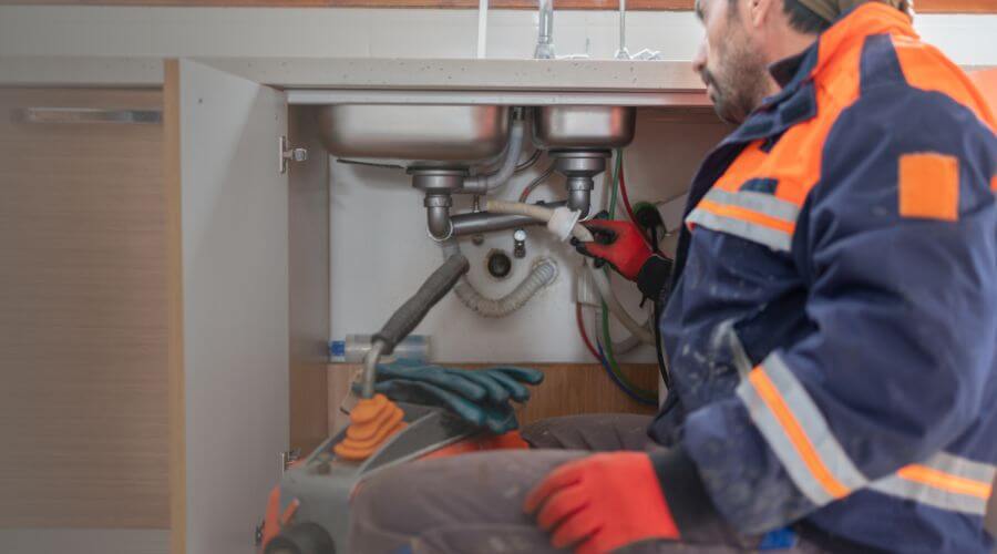 Commercial Slab Leak Plumbing in Putnam, OK